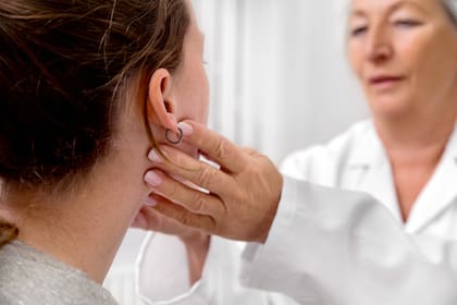 El diagnóstico oportuno con una prueba de anticuerpos permite dar indicaciones clínicas adecuadas para evitar complicaciones