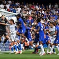 El Dibu Martínez es titular en la victoria de Chelsea a horas de su contratación