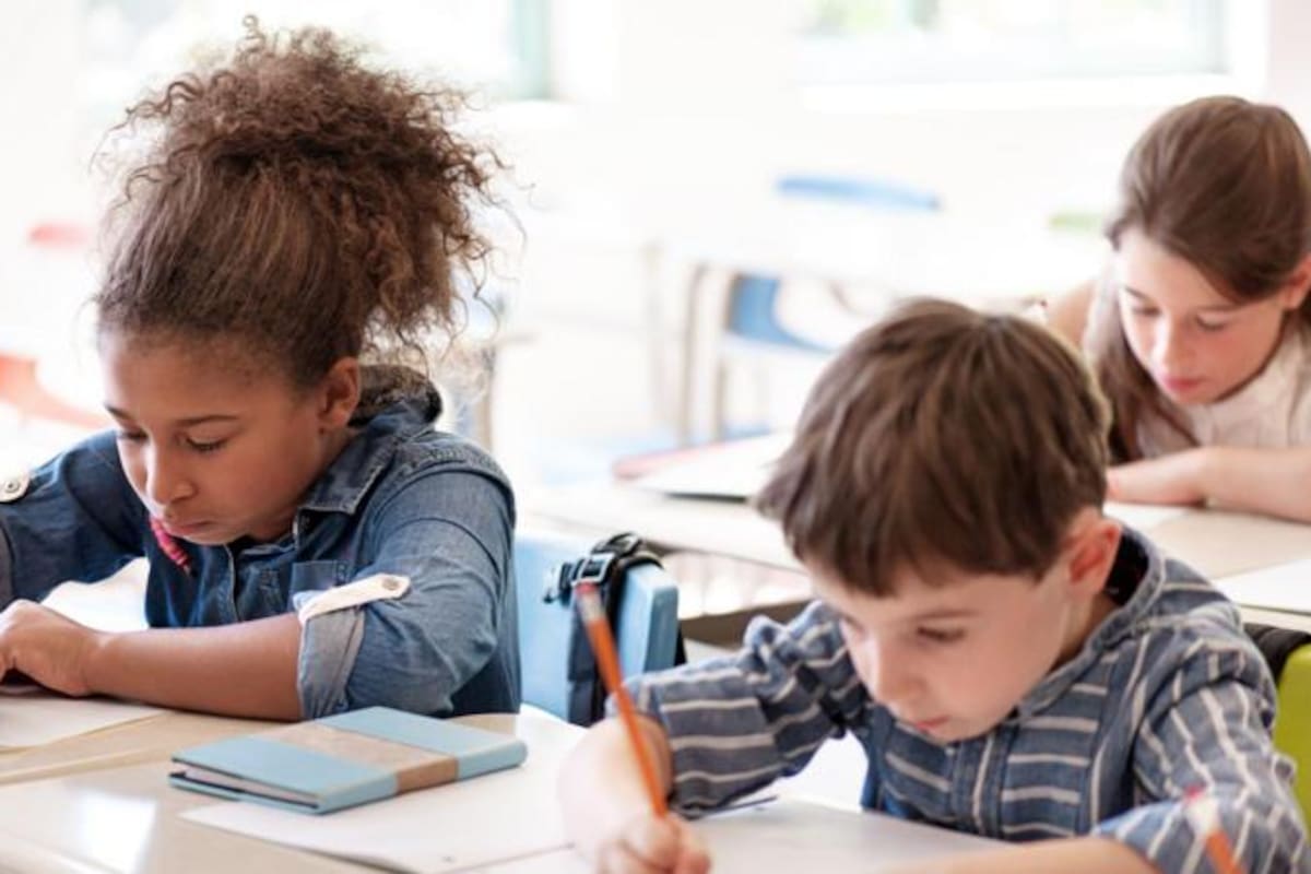 El dictado es una práctica poco eficaz para el aprendizaje de la ortografía, según expertos.