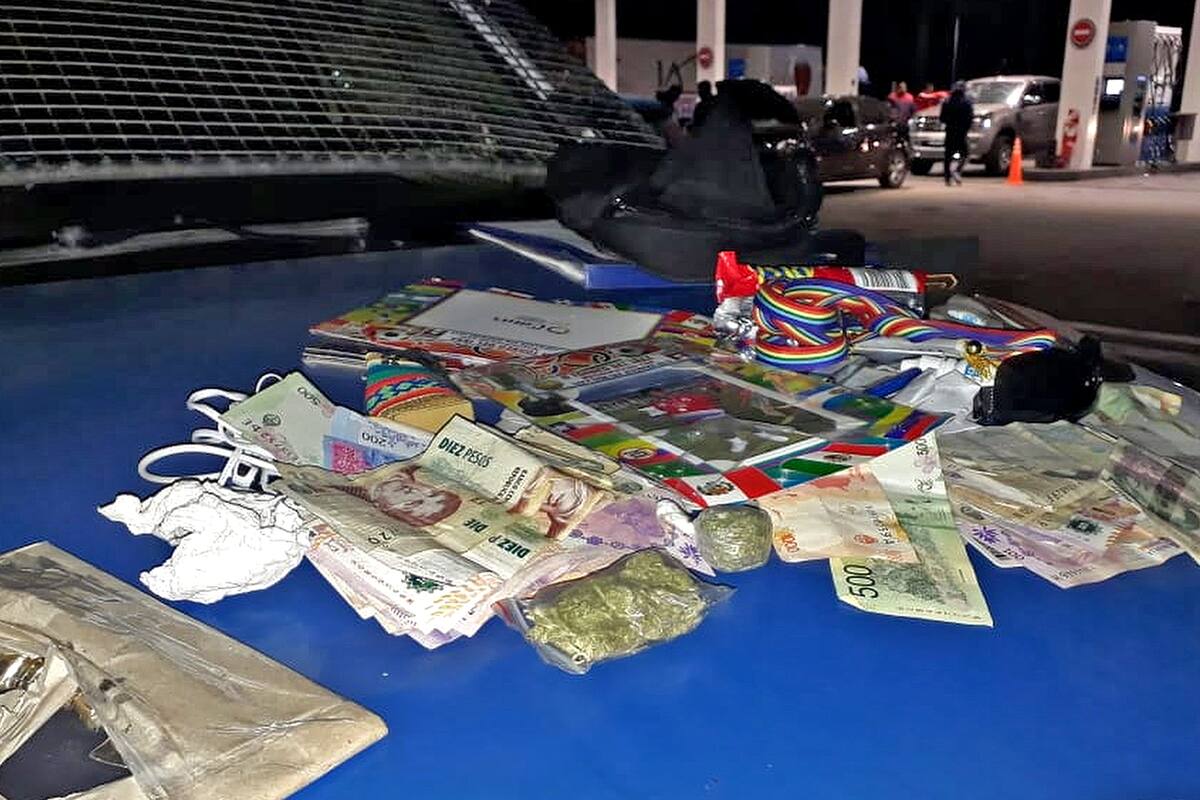 El dinero y la droga requisada