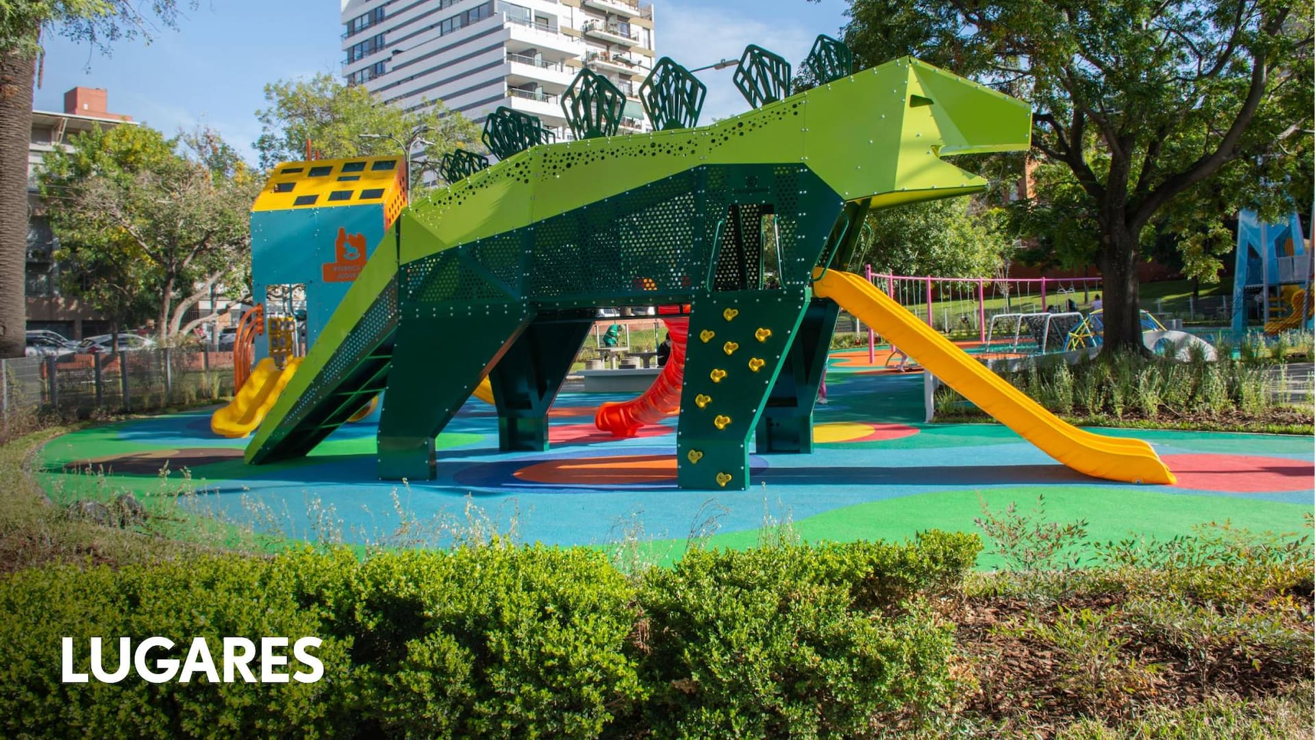 La Plaza los Colegiales, una de las más convocantes de la ciudad gracias a su renovación.