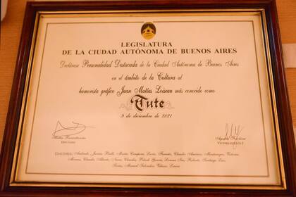 El diploma de Personalidad Destacada de la Cultura porteña para Tute