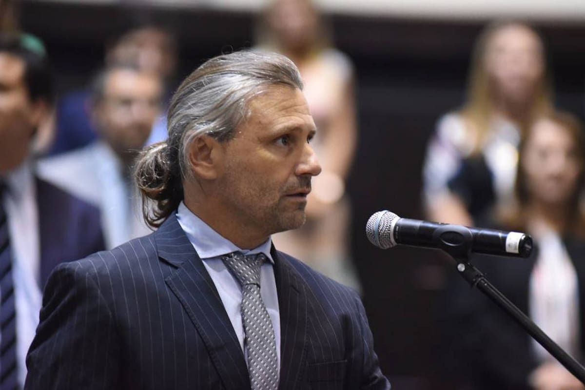 El diputado bonaerense señaló que tuvo gastos de $8330 por llevar a sus hijos al cine