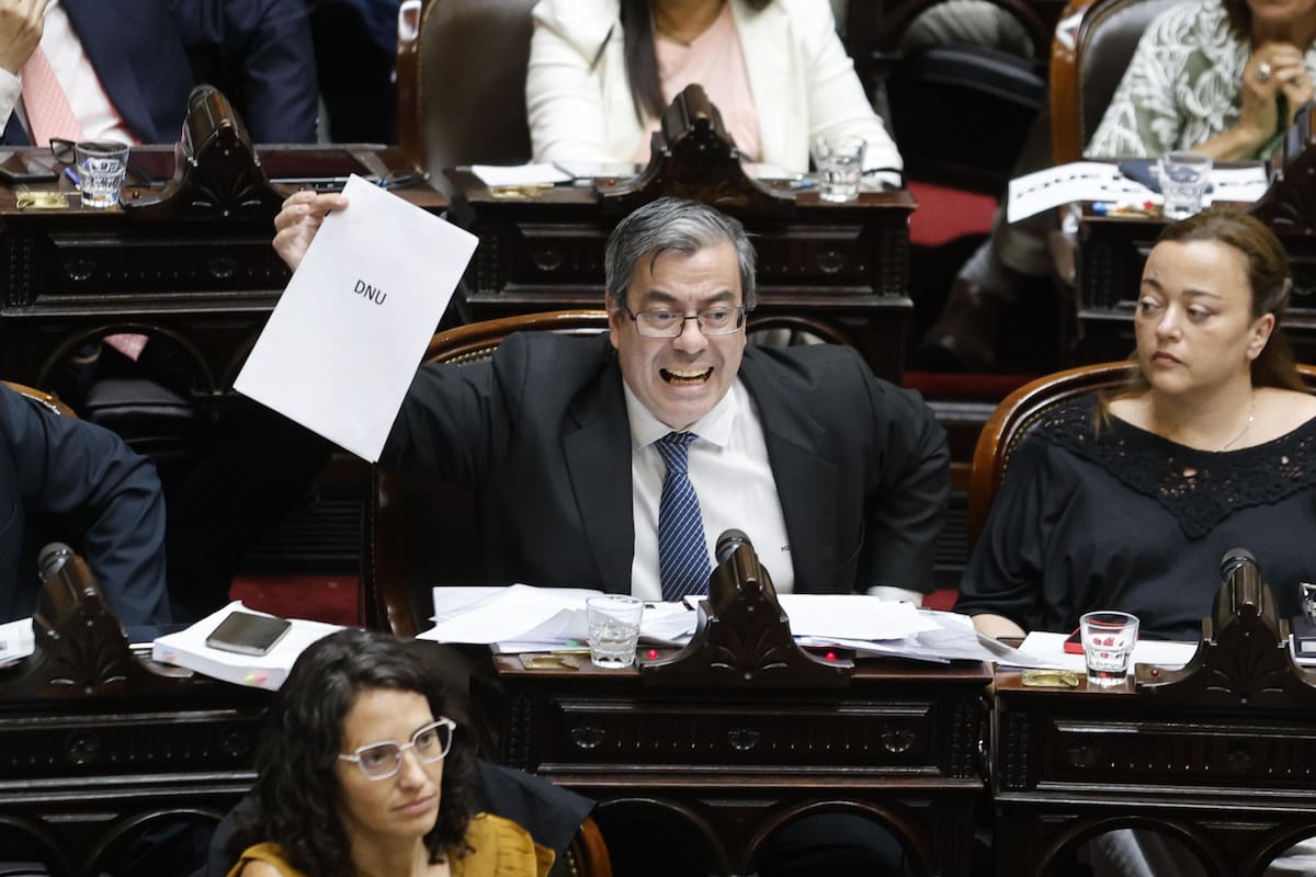 El diputado Germán Martínez, jefe de bloque de Unión por la Patria, advirtió sobre las irregularidades en el texto de la Ley Bases que se giró al Senado