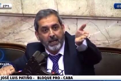 El diputado José Luis Patiño hizo una referencia a la chocotorta en su exposición durante la discusión de la ley de etiquetado frontal de los alimentos