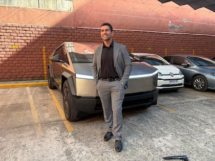 El diputado libertario Manuel Quintar fue uno de los clientes que denunció haber sido estafado