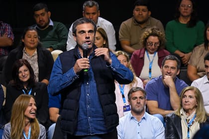 El diputado nacional Guillermo Michel (Entre Ríos) planteó la necesidad de construir un peronismo amplio en la cumbre de Parque Norte