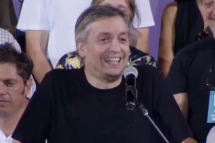 El diputado nacional y presidente del PJ bonaerense, Máximo Kirchner, durante el plenario kirchnersita en Avellaneda