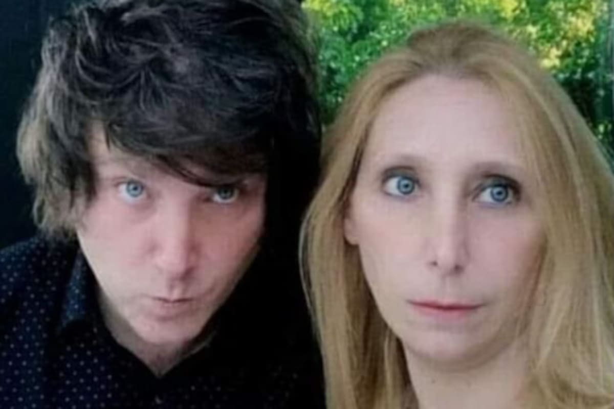 El diputado por La Libertad Avanza, Javier Milei, junto a su hermana Karina