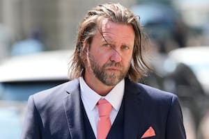 Pese al pedido de “clemencia” de Keanu Reeves, Carl Rinsch fue condenado por estafar a Netflix