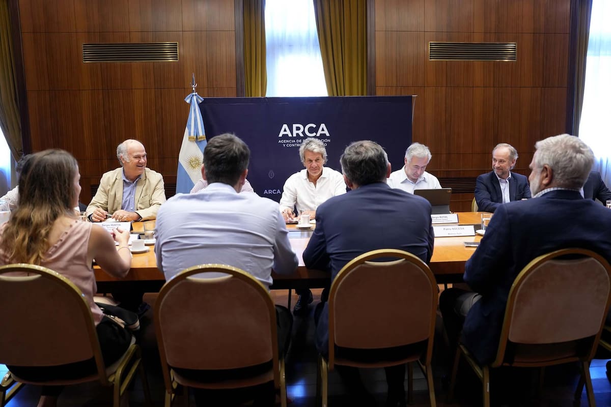 El director de ARCA, Juan Pazo, recibió a los representantes de la industria exportadora