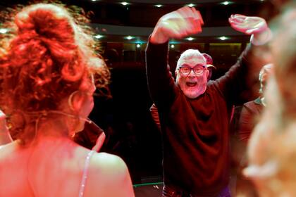 El director de Mamma mia!, Ricky Pashkus; montar una comedia musical prestigiosa de los Estados Unidos en la Argentina implica una inversión que ronda fácilmente los 450 mil dólares
