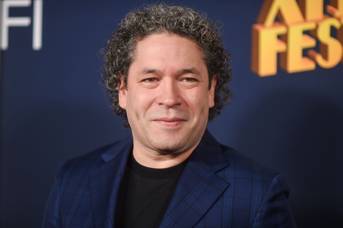 El director de orquesta Gustavo Dudamel es el único venezolano que consiguió llegar al Super Bowl con una presentación única (Richard Shotwell/Invision/AP)