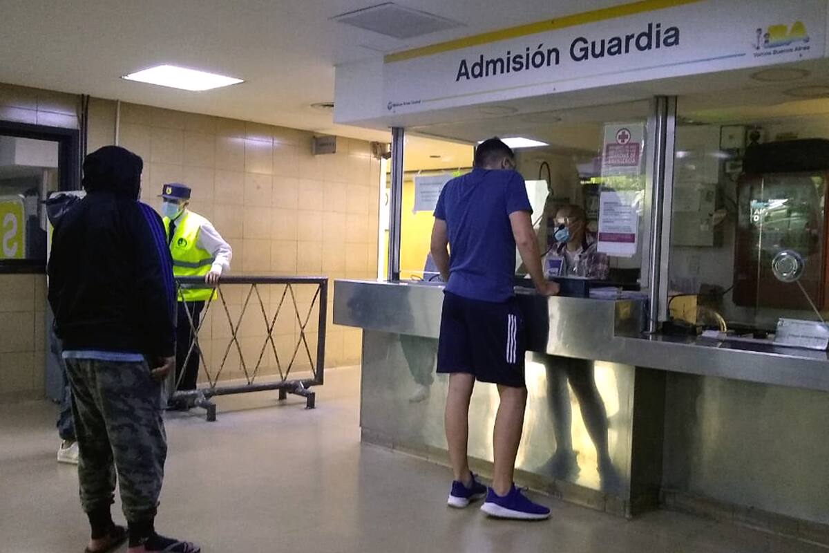 El director del Hospital Fernández dijo que el 34% de las camas de terapia intensiva de la Ciudad están ocupadas por bonaerenses