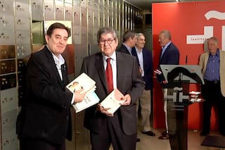 Qué contiene la Caja de las Letras de Alfredo Bryce Echenique que el Instituto Cervantes abrirá en 2119