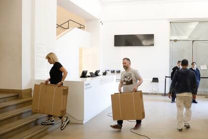 El director Duprat, en recorrido por las obras