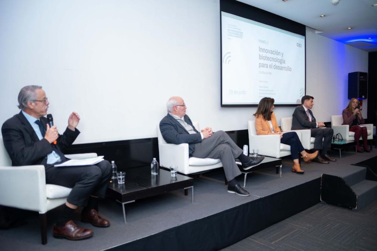 El director ejecutivo de ASA, Alfredo Paseyro, habló en el Congreso Iberoamericano de Producción y Economía del Conocimiento donde moderó el panel sobre “Innovación y biotecnología para el desarrollo”