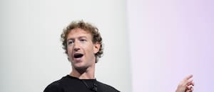 Mark Zuckerberg pide a EE.UU. abrir el juego de la IA para competir mejor con China