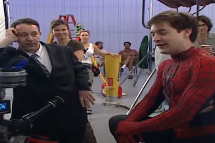 El director Sam Raimi junto a Tobey Maguire