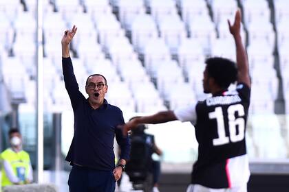 El director técnico Maurizio Sarri considera que el cordobés Dyabala es "un crack".