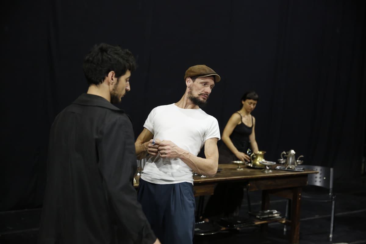 El director y bailarín estrena hoy un espectáculo, junto a seis artistas argentinos, que se nutre de la tradición para poner ese bagaje al servicio de otro tipo de emoción