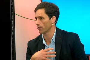 El dirigente de ultraderecha chileno Luis Silva defendió a Pinochet como un "estadista"