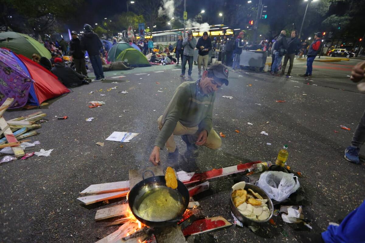 El dirigente del Polo Obrero, Oscar Kuperman, se refirió a los dichos del canadidato presidencial del frente de Todos y advirtió que no dejarán la calle