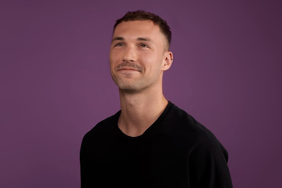 El diseñador argentino que vive en Barcelona fue seleccionado por Forbes en la categoría europea de Arte y Cultura 2020 que distingue a las voces emergentes sub-30