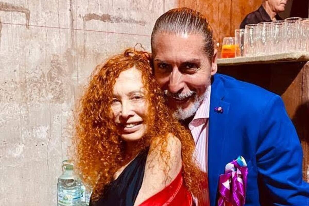 El diseñador César Juricich junto a su amiga y colega, Maureene Dinar