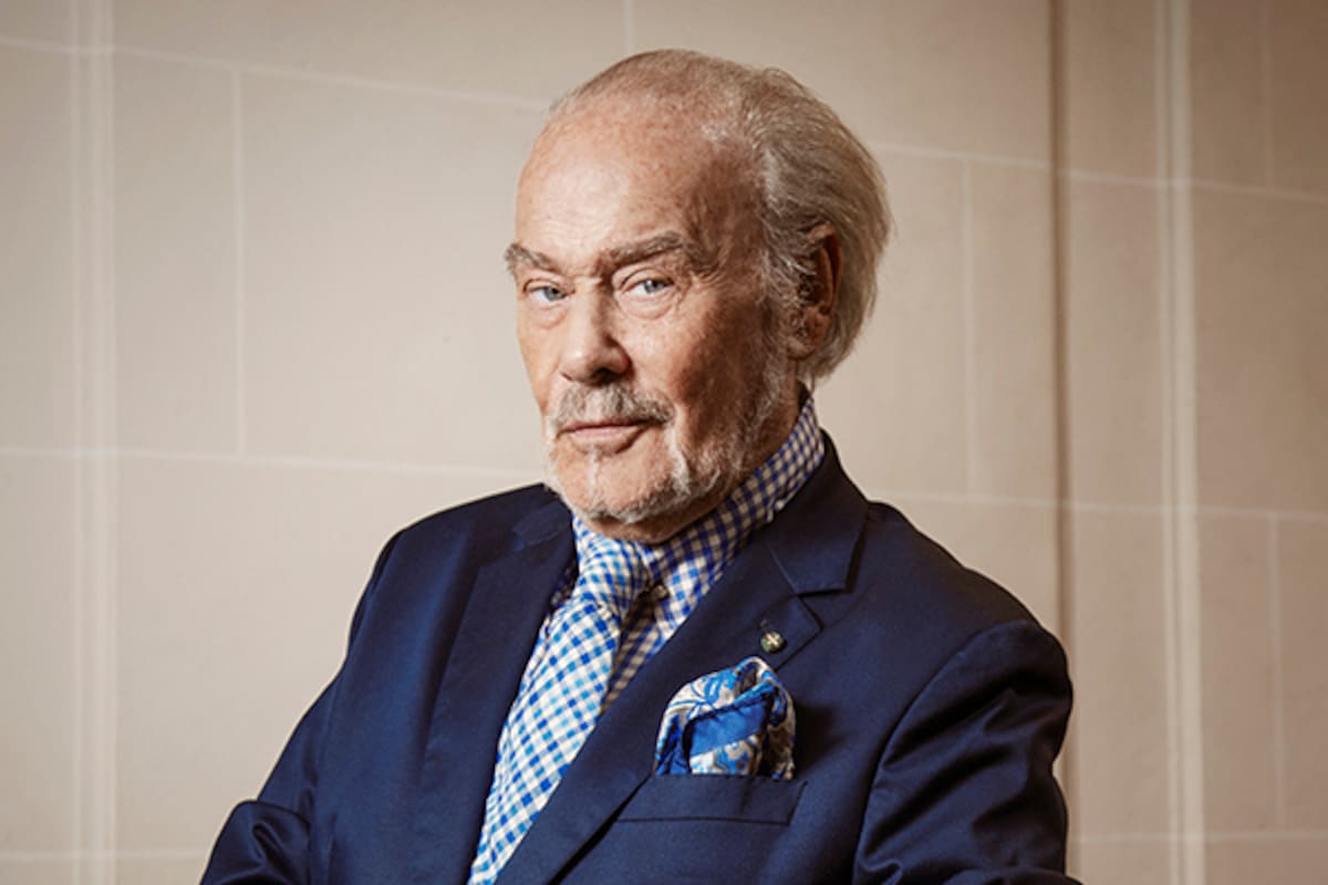 El diseñador del alta costura Gino Bogani