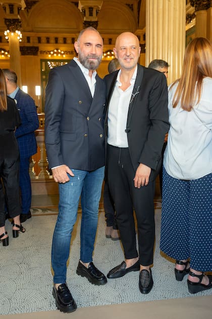El diseñador Gabriel Lage asistió al desfile de su colega, Fabián Zitta