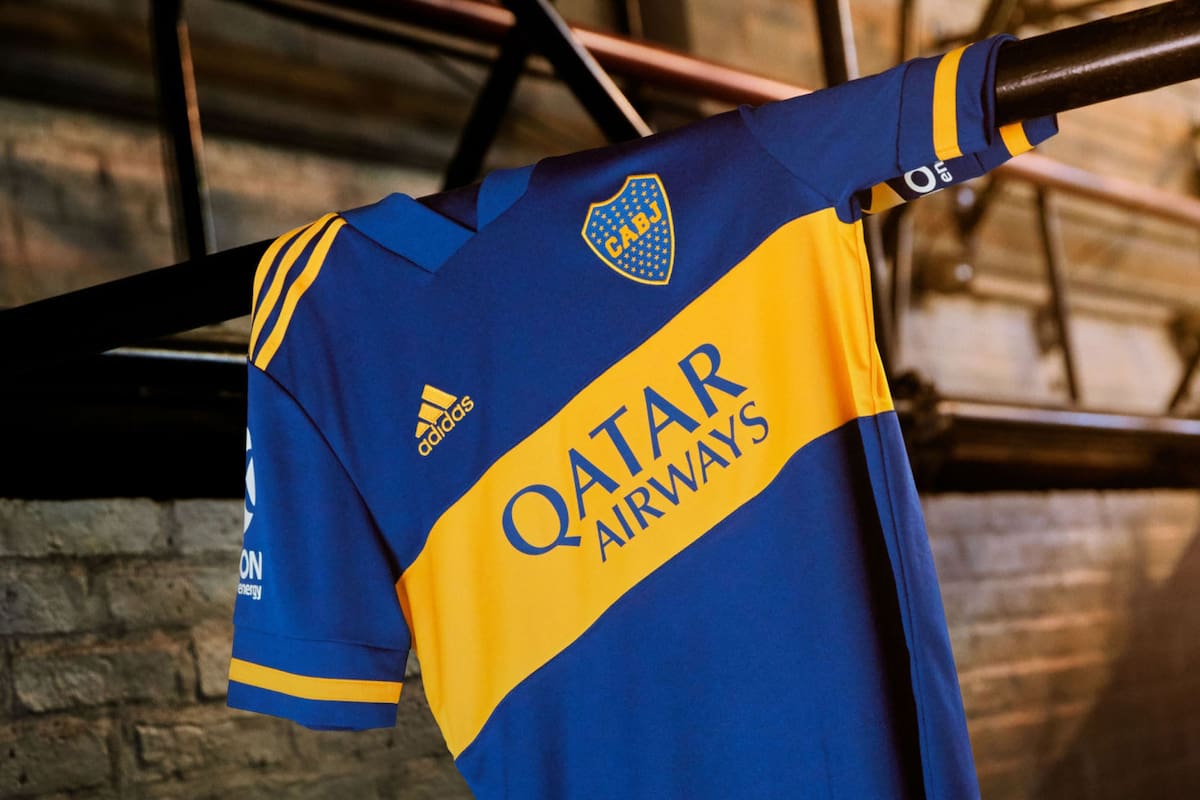 El diseño de la casaca titular de Boca