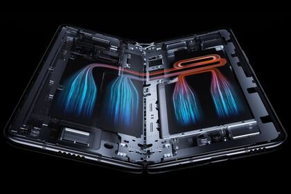 El diseño del interior del Xiaomi Mi Mix Fold logra distribuir el calor generado por el procesador Snapdragon 888 y aprovechar las dimensiones del dispositivo
