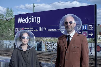 El diseño retrofuturista de Marco Canevacci y Yena Young para pensar las mascarilllas pospandemia