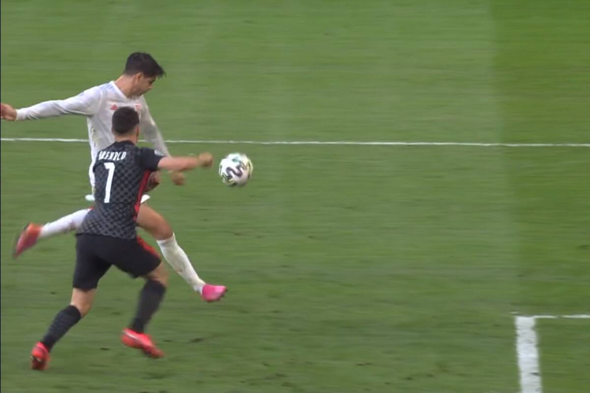 El disparo de Morata para el 4-3: el goleador más criticado empezó a sentenciar el duelo ante Croacia en el tiempo suplementario