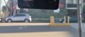 Cómo funciona Comma.ai, el dispositivo viral que hace tu auto semiautónomo