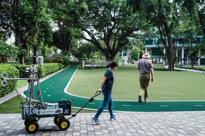 El dispositivo Smarty rastrea la radiación de la atmósfera, las superficies y el viento, durante una estudio del proyecto Cooling Singapore