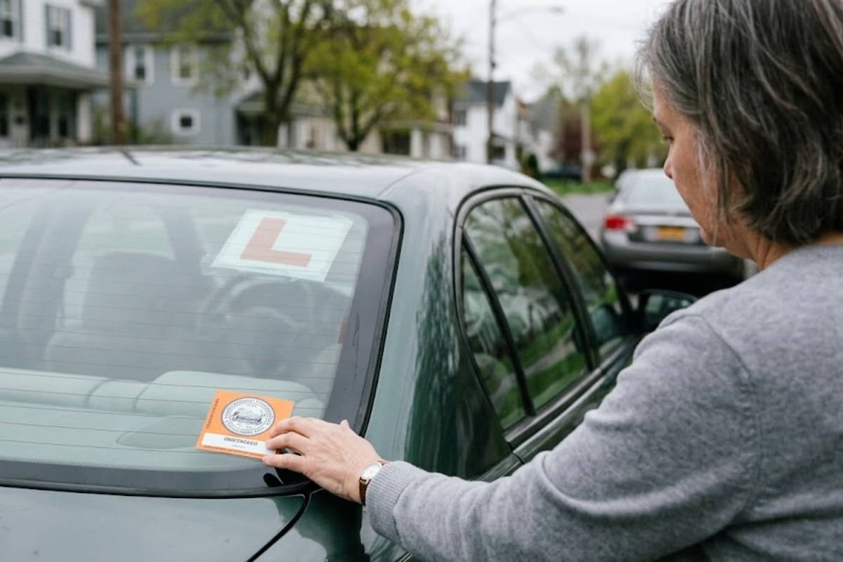 El DMV de Nueva York ofrece herramientas esenciales para garantizar la legalidad en la formación de los conductores