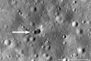 El doble cráter recién descubierto en la Luna por un grupo de científicos de la NASA
