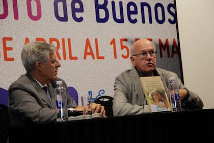 El doctor Daniel López Rosetti y Pablo Sirvén conversaron sobre "Guerrero del silencio"