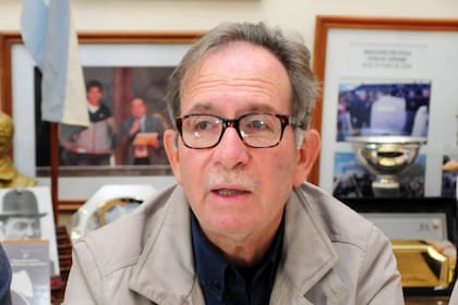 El doctor Jorge Gentile, jefe de Infectología del Hospital Municipal Ramón Santamarina de Tandil , fue criticado por asistir al banderazo contra la reforma judicial