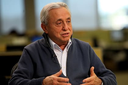 Pedro Cahn, director de la Fundación Huésped, se refirió a la reciente habilitación de Pfizer