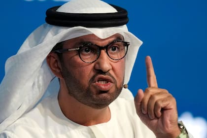 El doctor Sultan Al Jaber, presidente designado de la COP28 y enviado especial sobre cambio climático de Emiratos Árabes Unidos, durante la Semana del Futuro del Clima, en el Museo del Futuro, el sábado 30 de septiembre de 2023, en Dubái, Emiratos Árabes Unidos. (AP Foto/Kamran Jebreili)