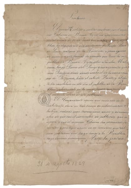 El documento original de la proclama de Luis Vernet en el momento de tomar posesión de su cargo en Puerto de la
Soledad, 30 de agosto de 1829.