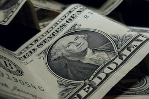 El dólar blue llegó a $1500