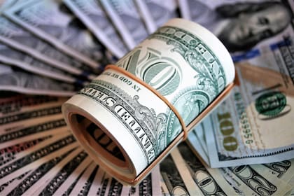 El dólar blue se vende a $286, un peso más que el jueves