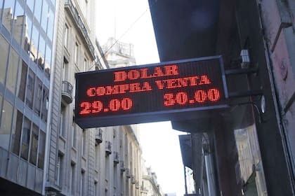 El dólar esta mañana en la City porteña