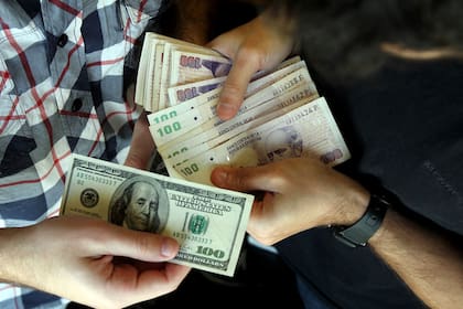 La cotización del dólar oficial este martes