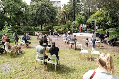 En el jardín del museo Larreta hay visitas guiadas y espectáculos para toda la familia