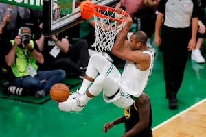 El dominicano Al Hordford construyó la jugada más "futbolera" en la noche del TD Garden